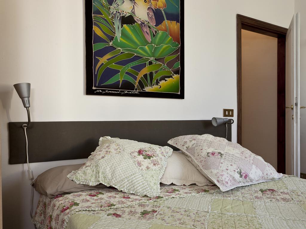 Oltrarno Home Silvia Флоренция Стая снимка