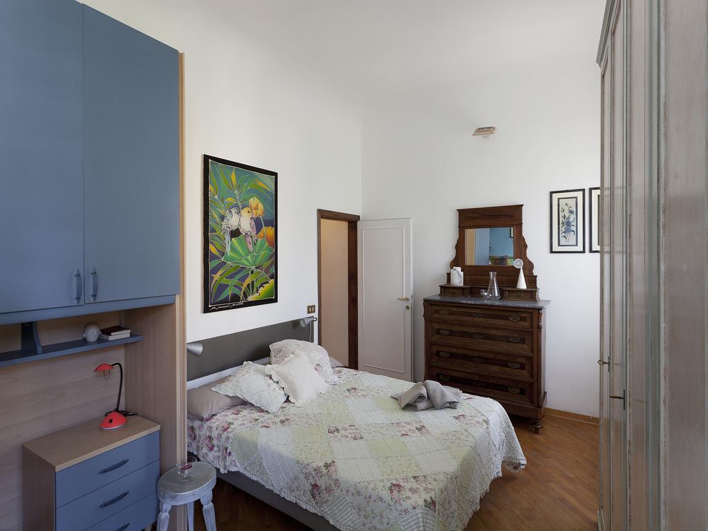 Oltrarno Home Silvia Флоренция Стая снимка